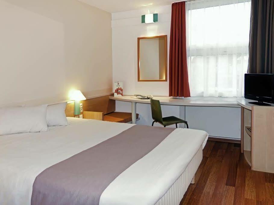 Ibis Hamburg Alsterring Otel Dış mekan fotoğraf